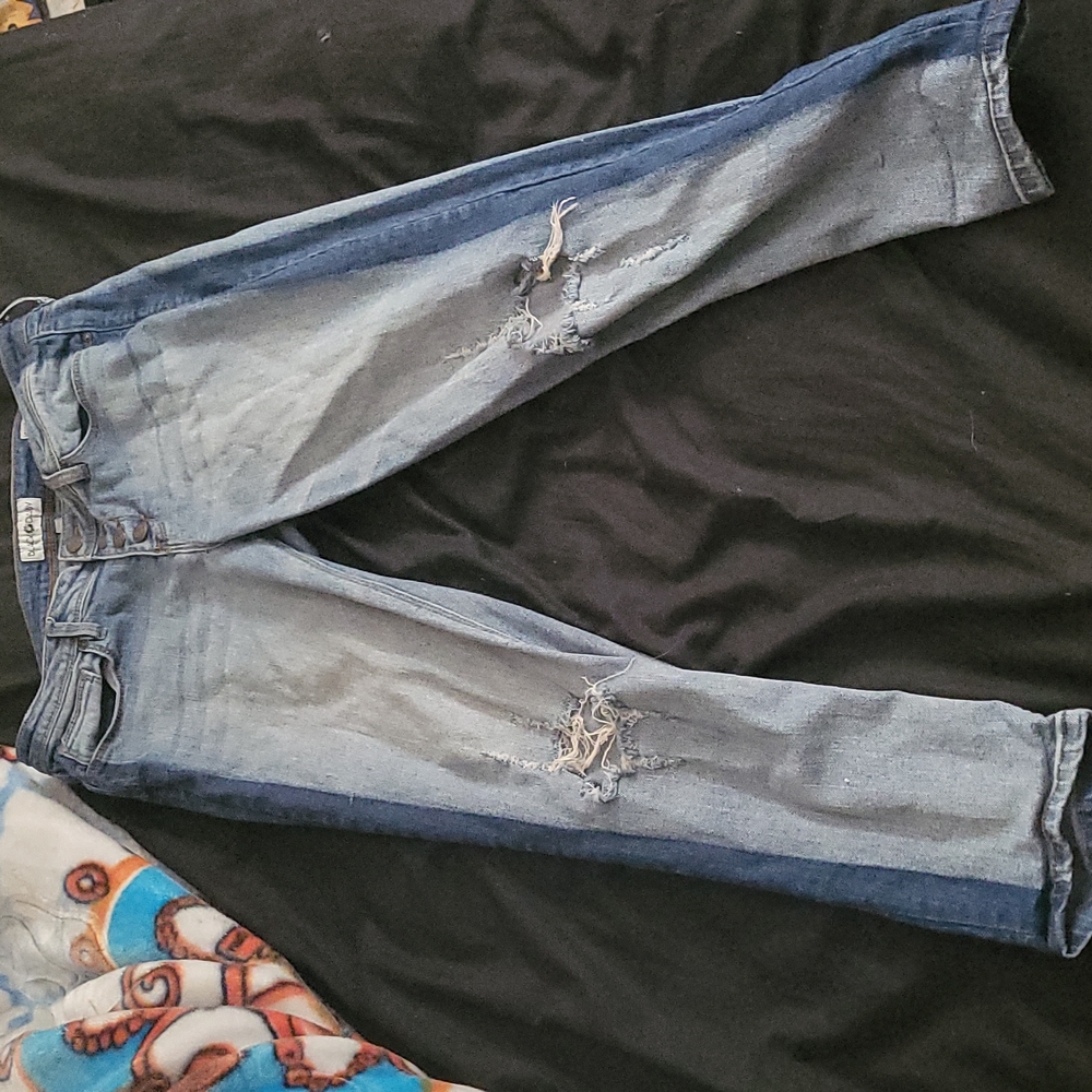 Black Daisy jeans